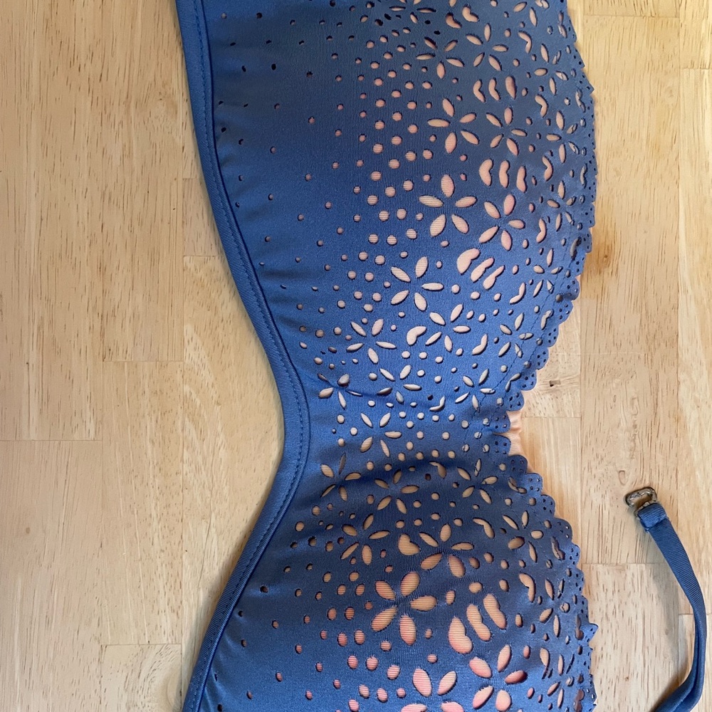 Target Bikini Top - Picture 2 of 3